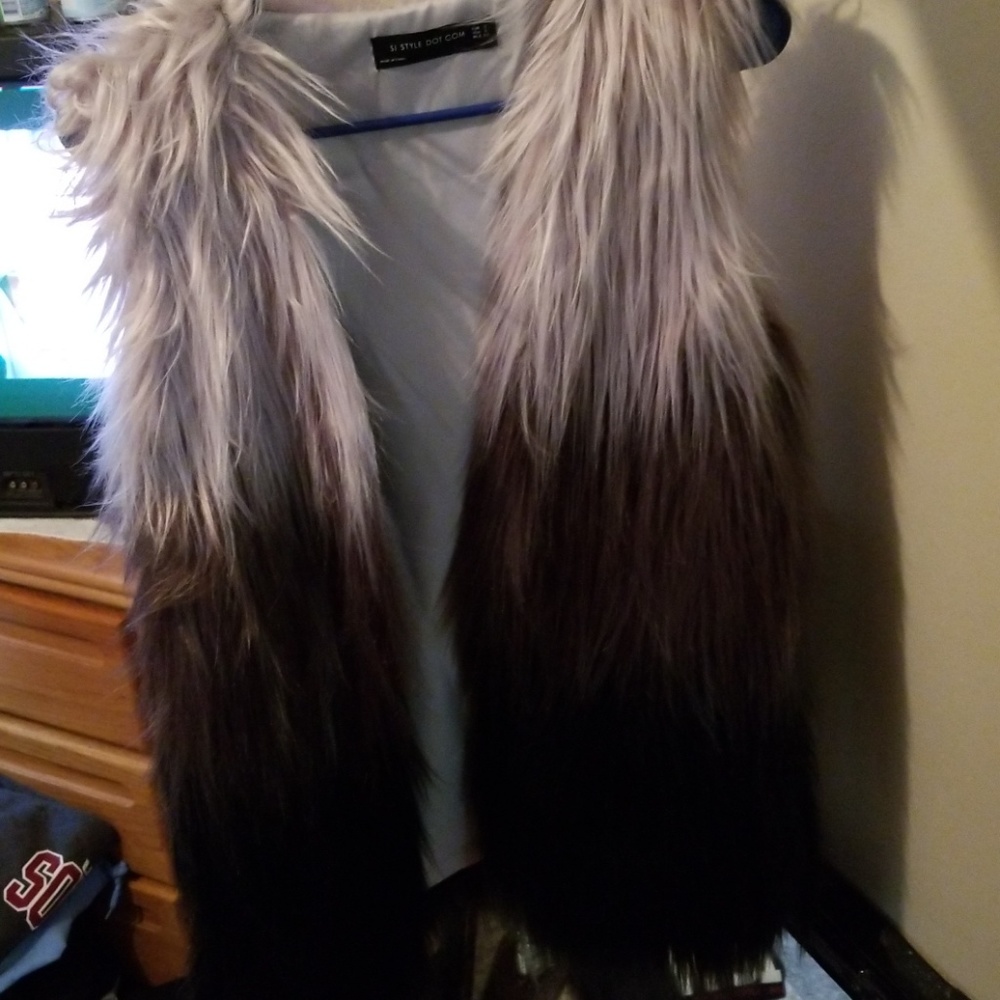 Faux fur vest